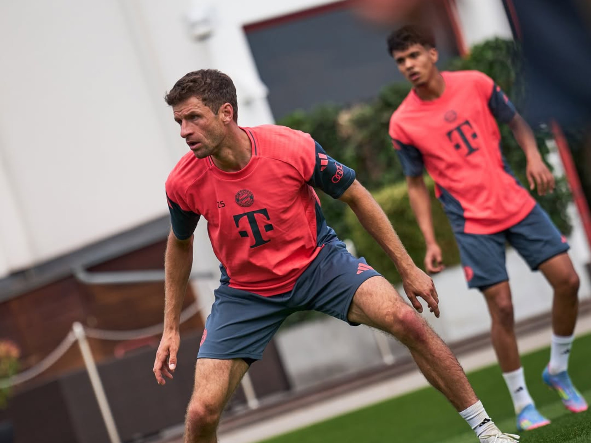 比利时球员集训照曝光，备战世界杯